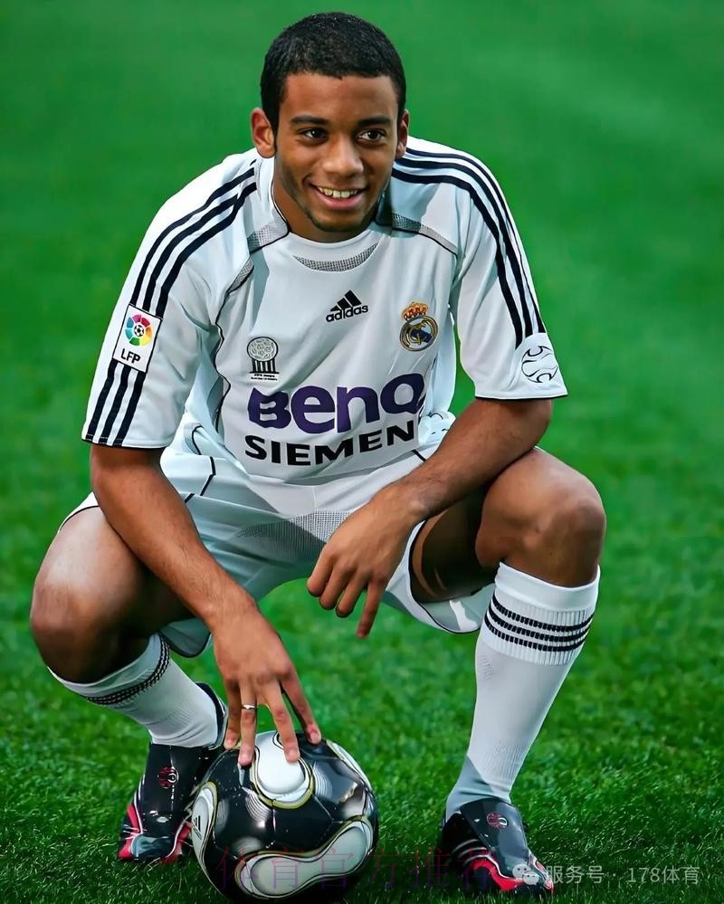 每体:如报价合适 皇马今夏可能让马塞洛离队 每体:如报价合适 皇马今夏可能让马塞洛离队